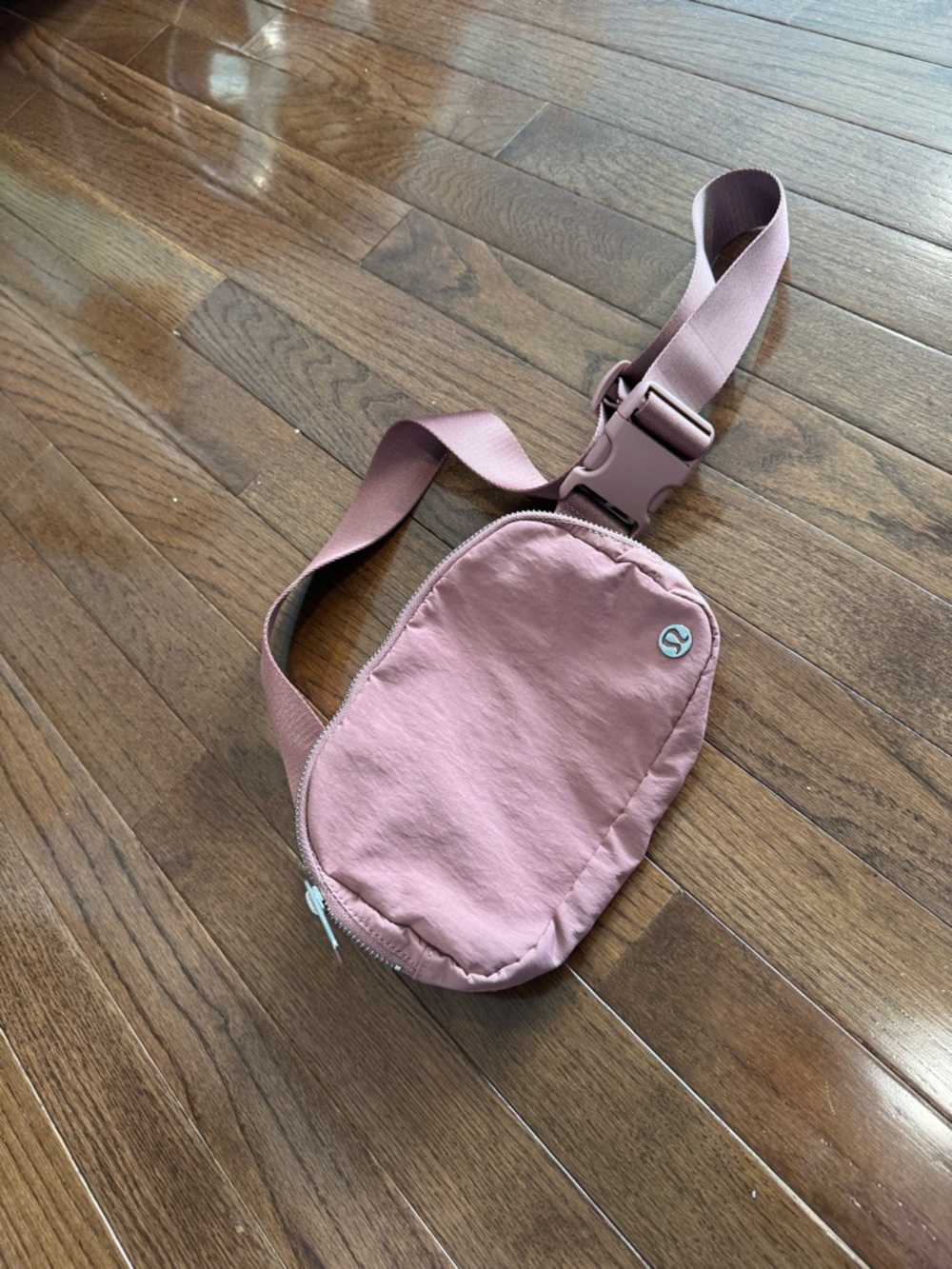lululemon athletica Light Mauve Pink Crossbody Belt Bag